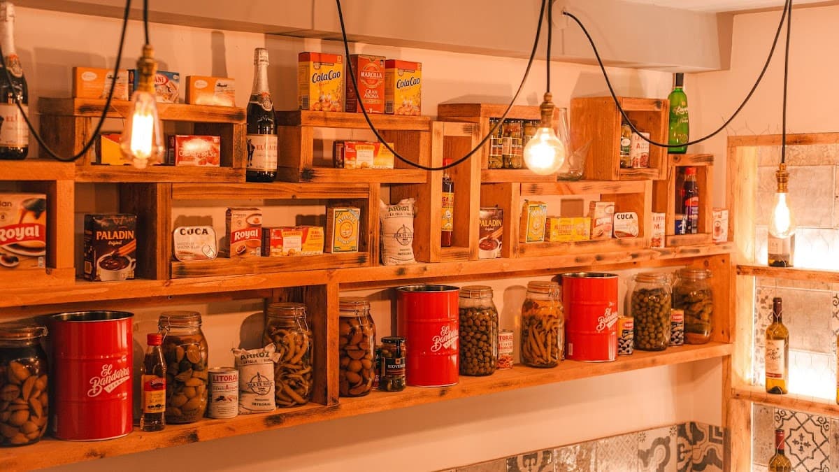 Bodega 18 Falmouth