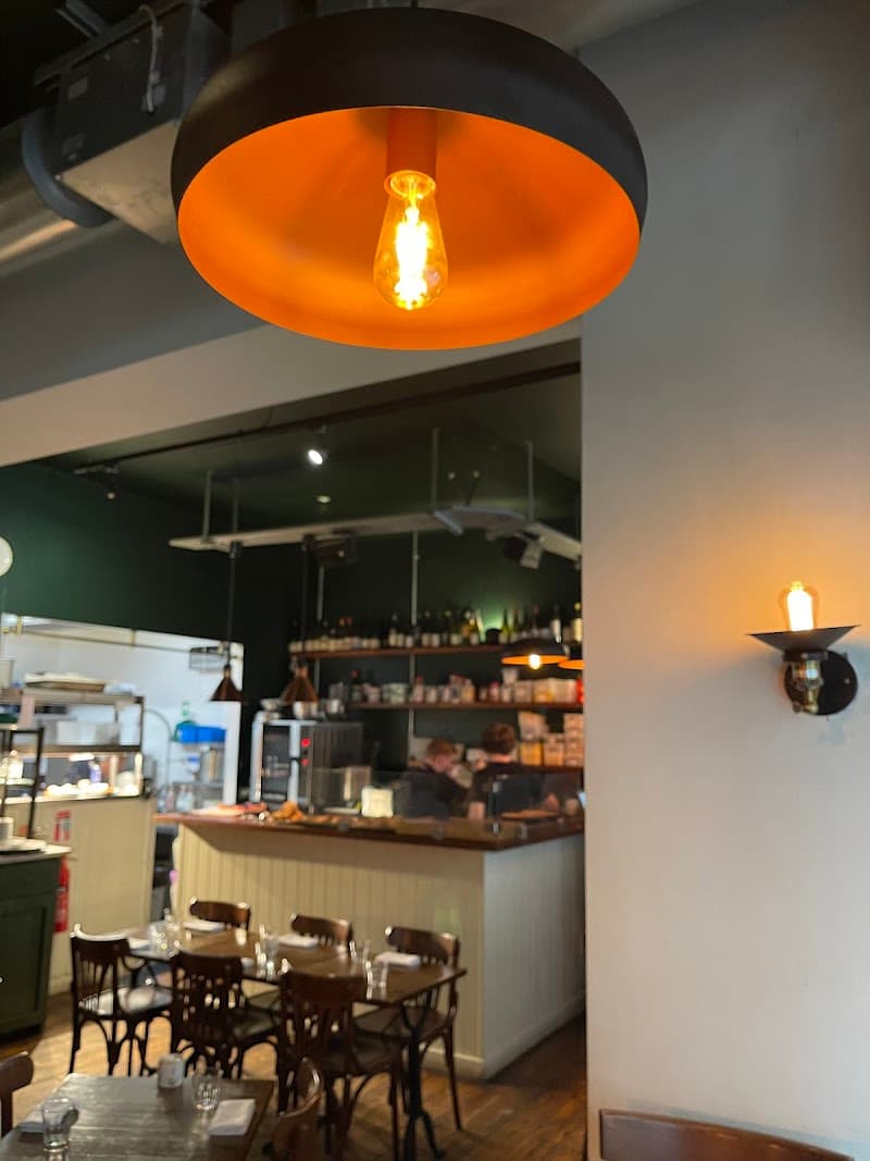 Queens Wine Bar and Bistro