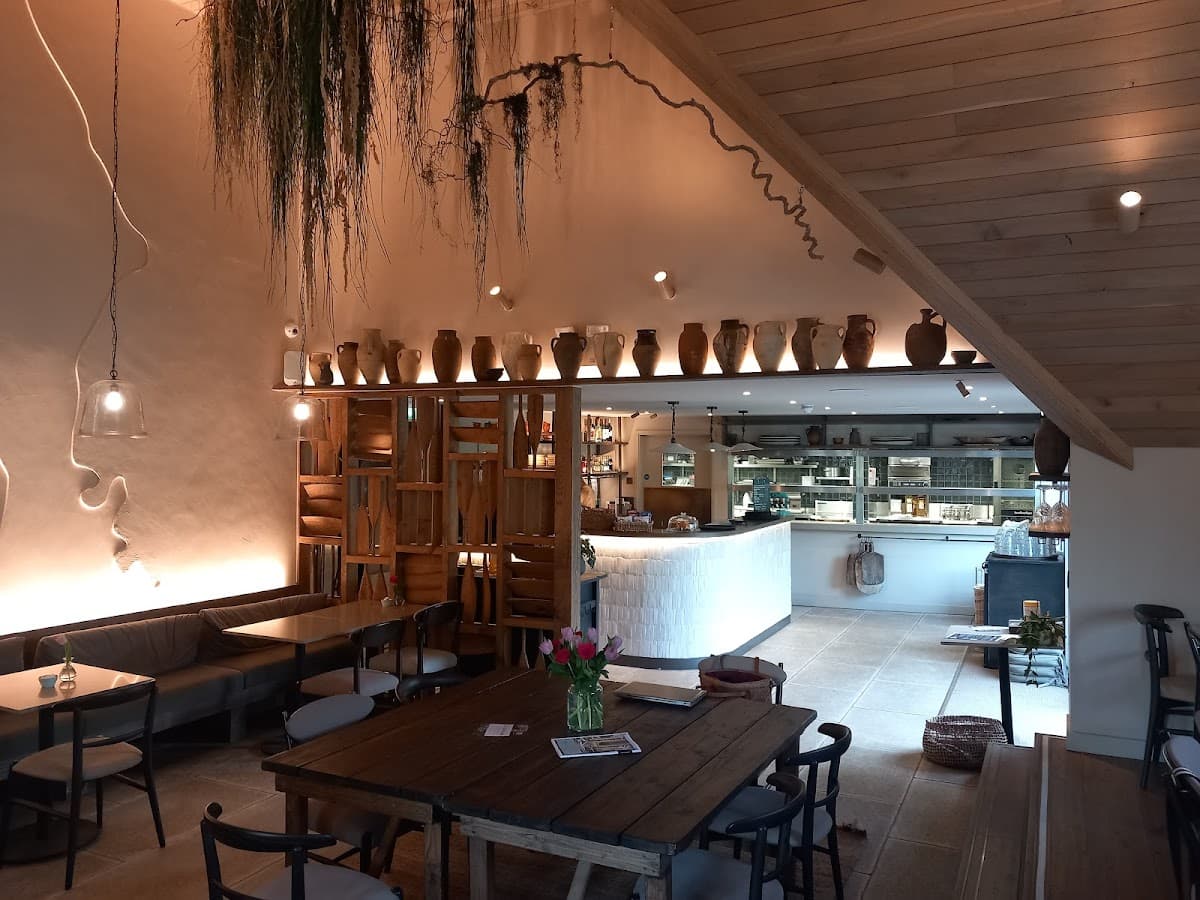 The Boathouse Cafe