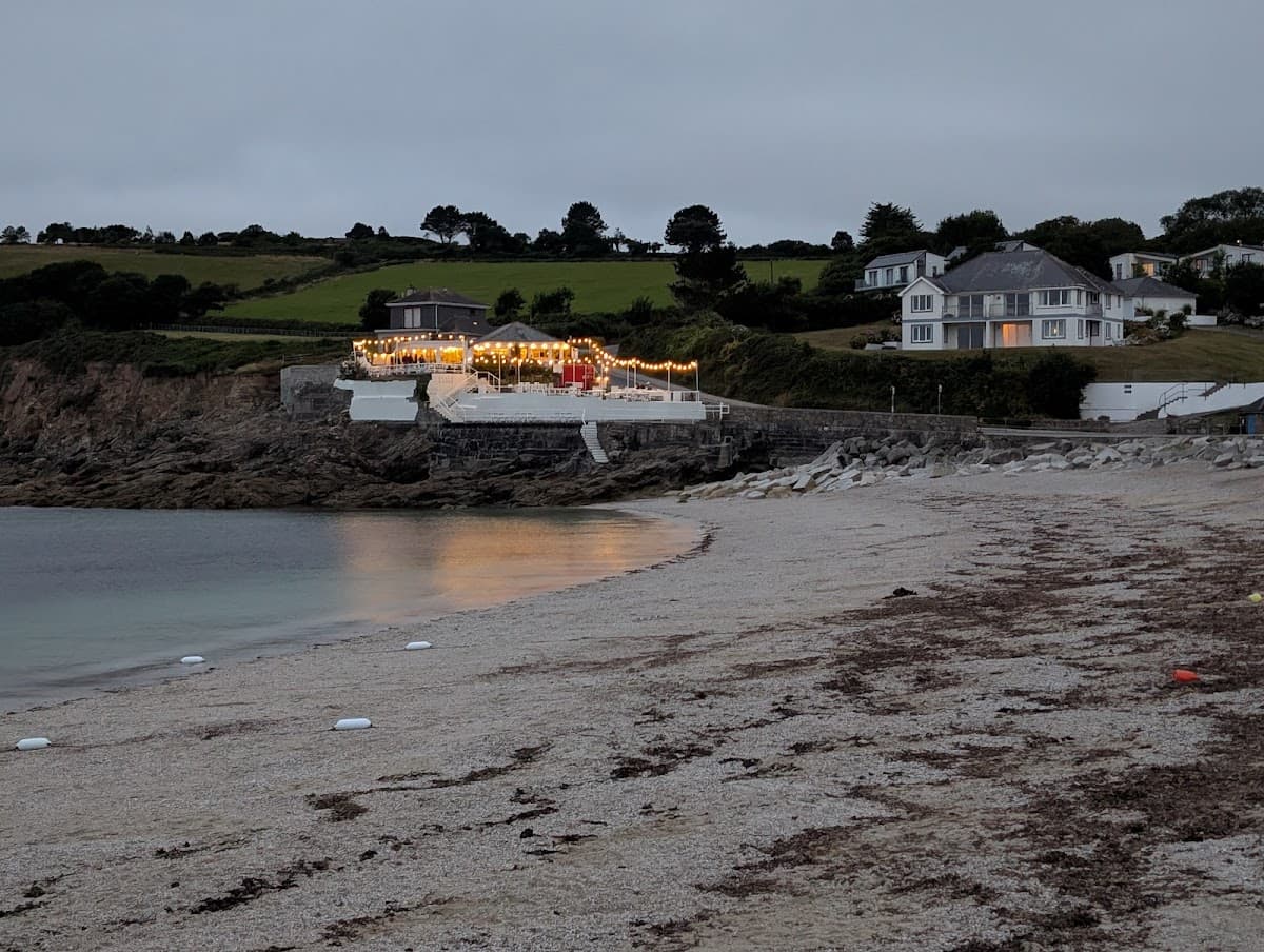 Beach House Falmouth