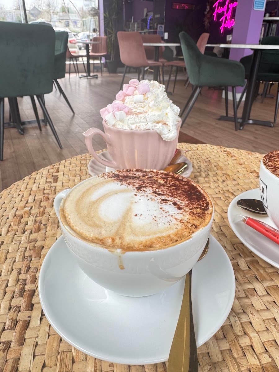 Java Coffee & Cocktails