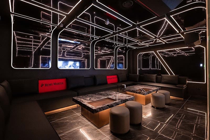 VOX Karaoke Cocktail Bar