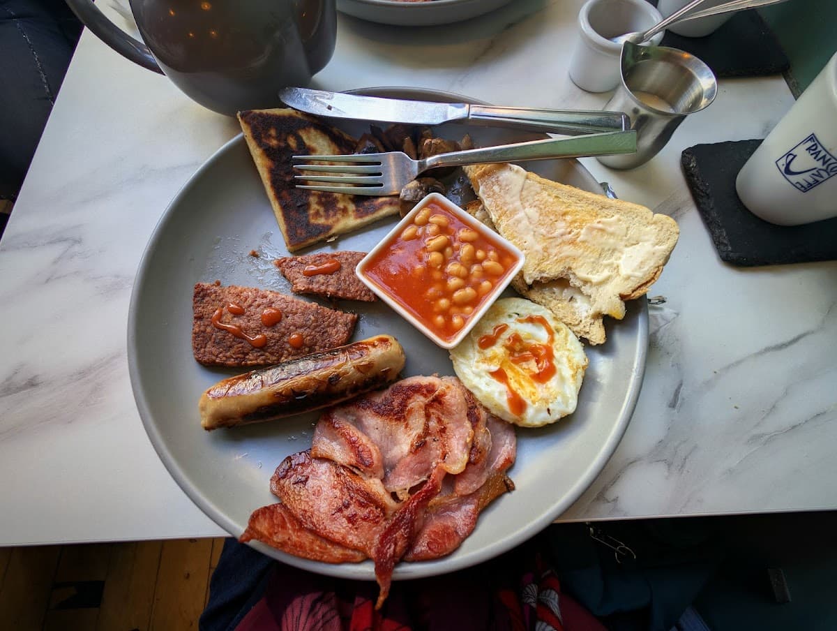 Quinn’s cafe