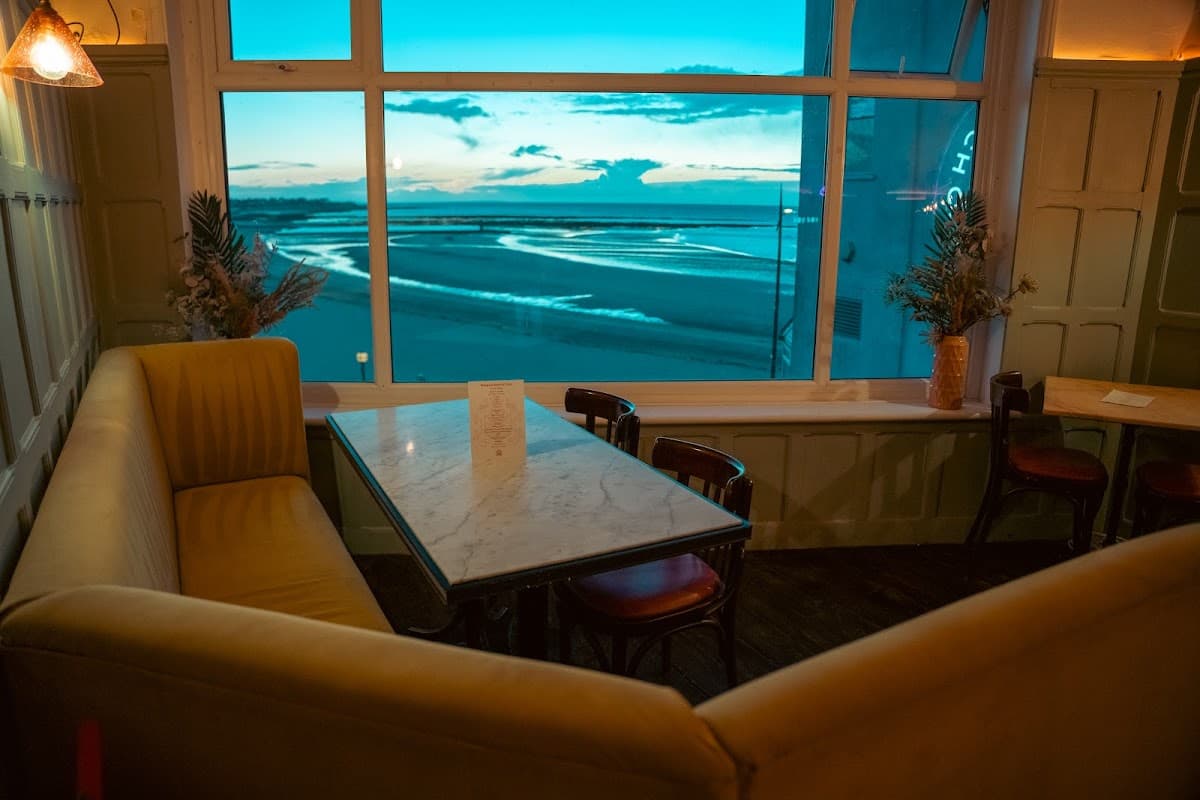 Margate Beach Club