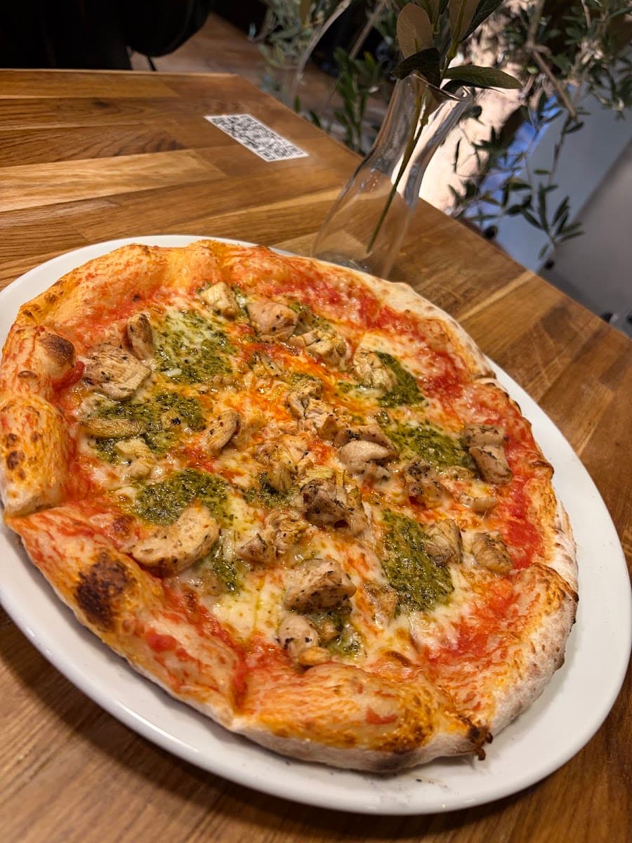 AROMA Café & Restaurant