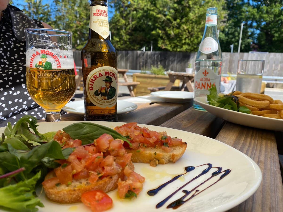 Enzee Brockenhurst Ristorante & Pizzeria