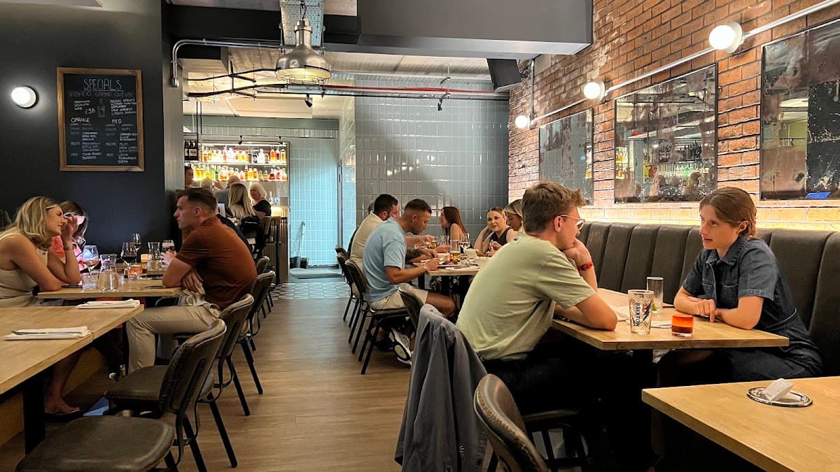 Sonder Bar & Bistro