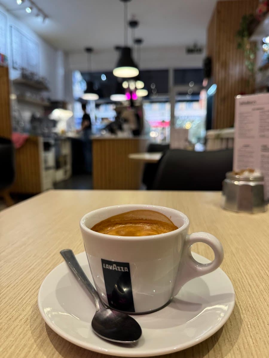 Labakery - Coffee and Deli