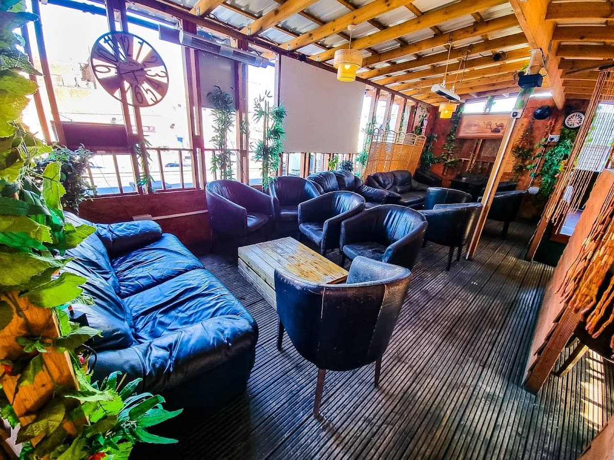 AIR Rooftop Shisha Bar&Lounge