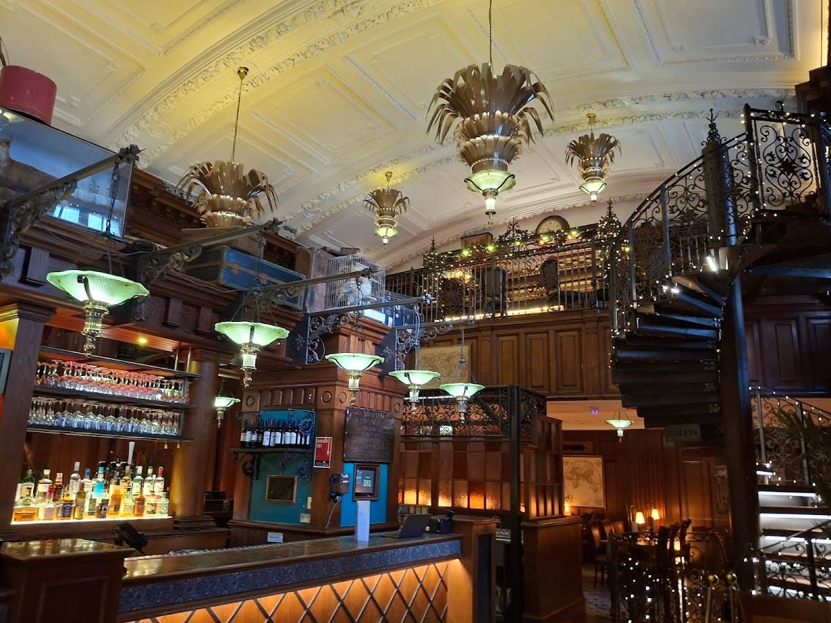 The Trading House