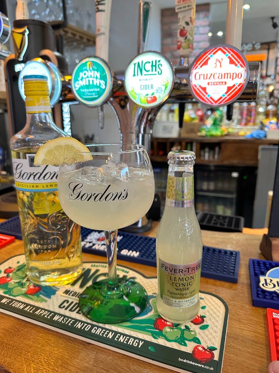 Ginge's Tap - Retro Music Bar