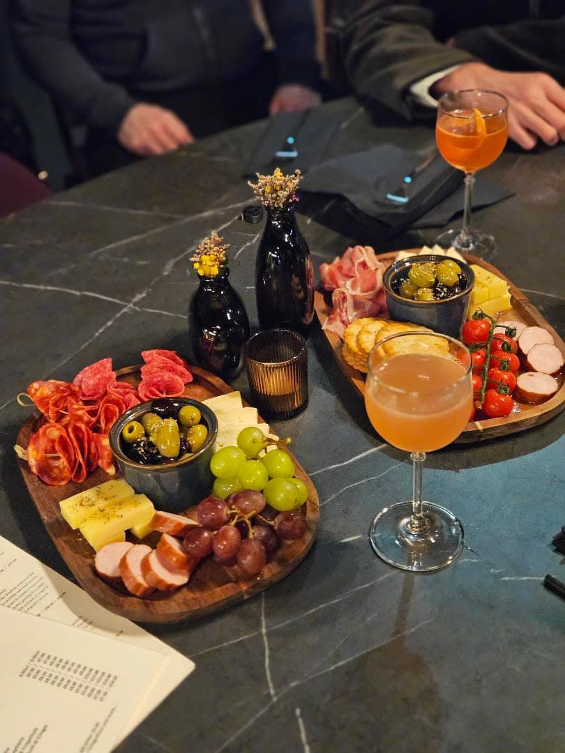 Le Savoir Bar