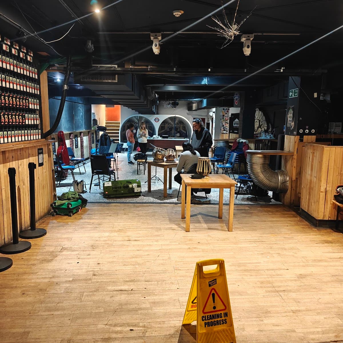Platform Bar