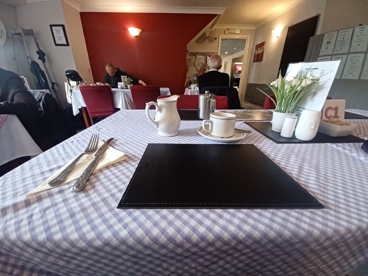 Churchill's Cafe and Restaurant