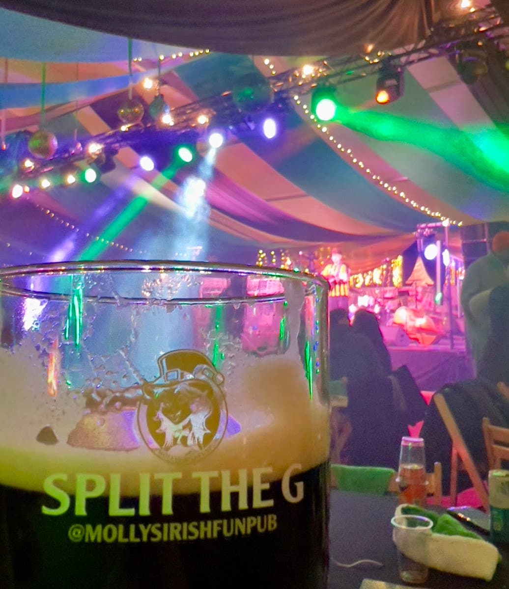 Mollys Irish Fun Pub - Milton keynes
