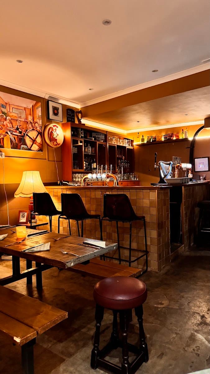FARL IRISH PUB