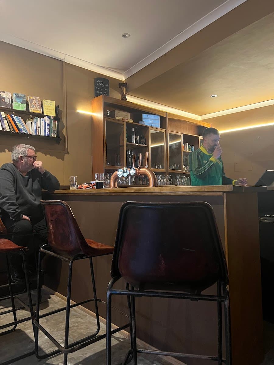 FARL IRISH PUB