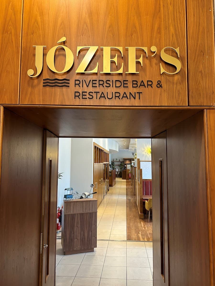 Jozef’s Riverside Bar & Restaurant