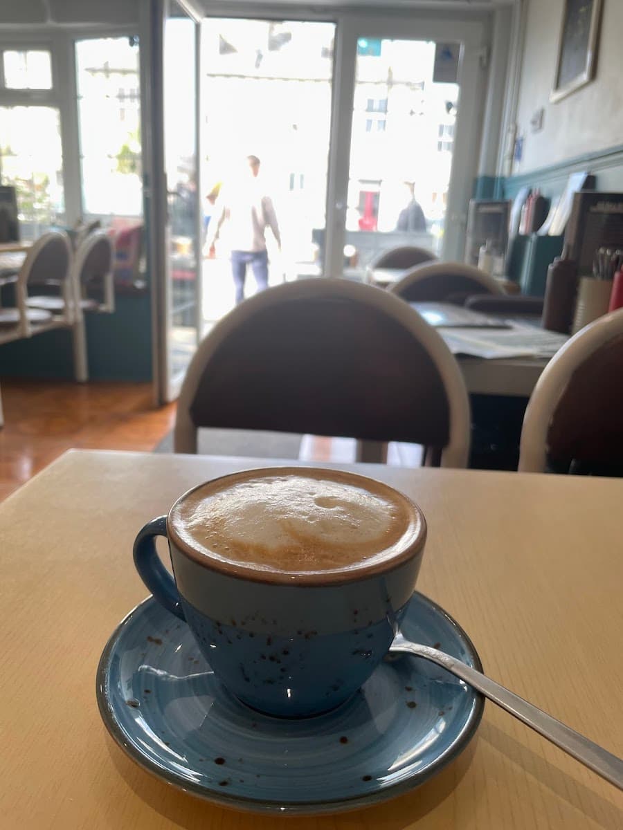 Istanbul Cafe