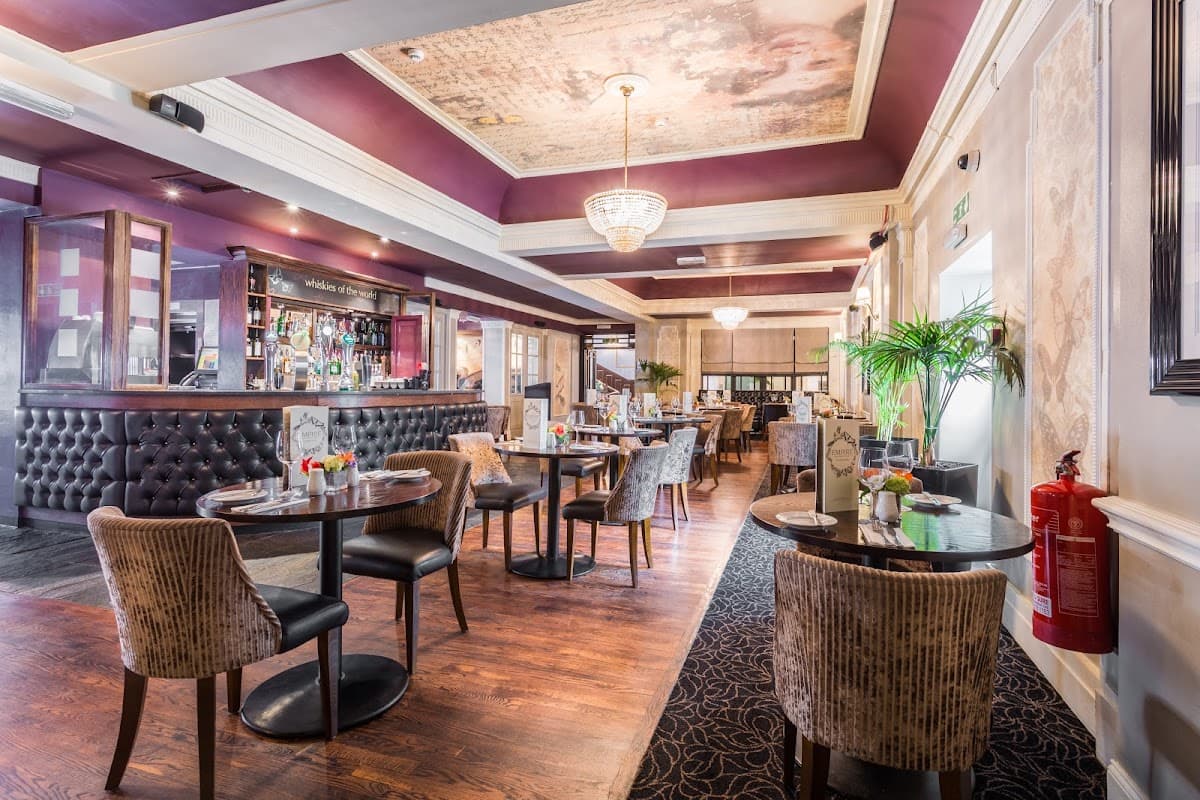 Empire Restaurant at the Royal Station Hotel