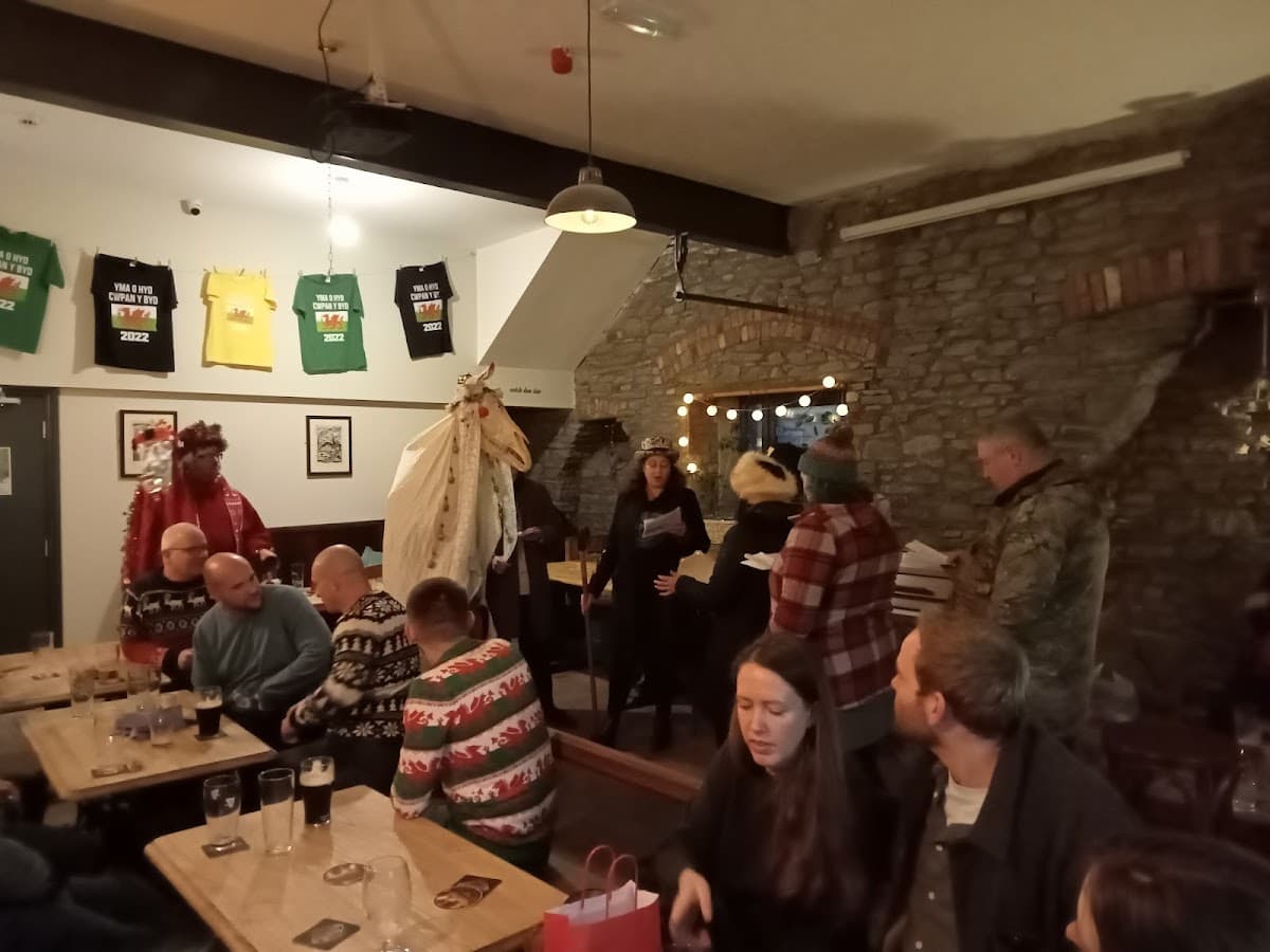 Clwb y Bont