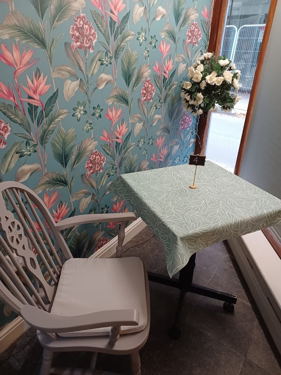Crafty Cat Tea Lounge