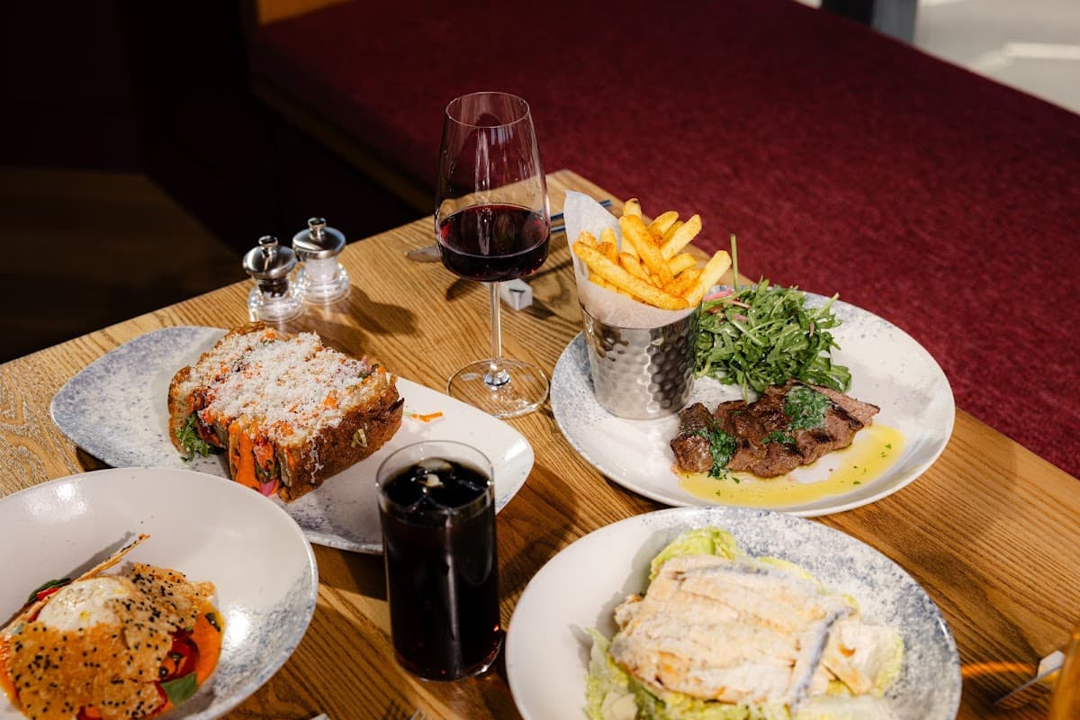 Clarets Cafe & Brasserie