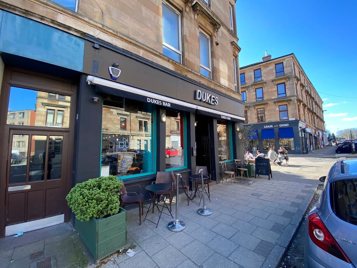 Dukes Bar