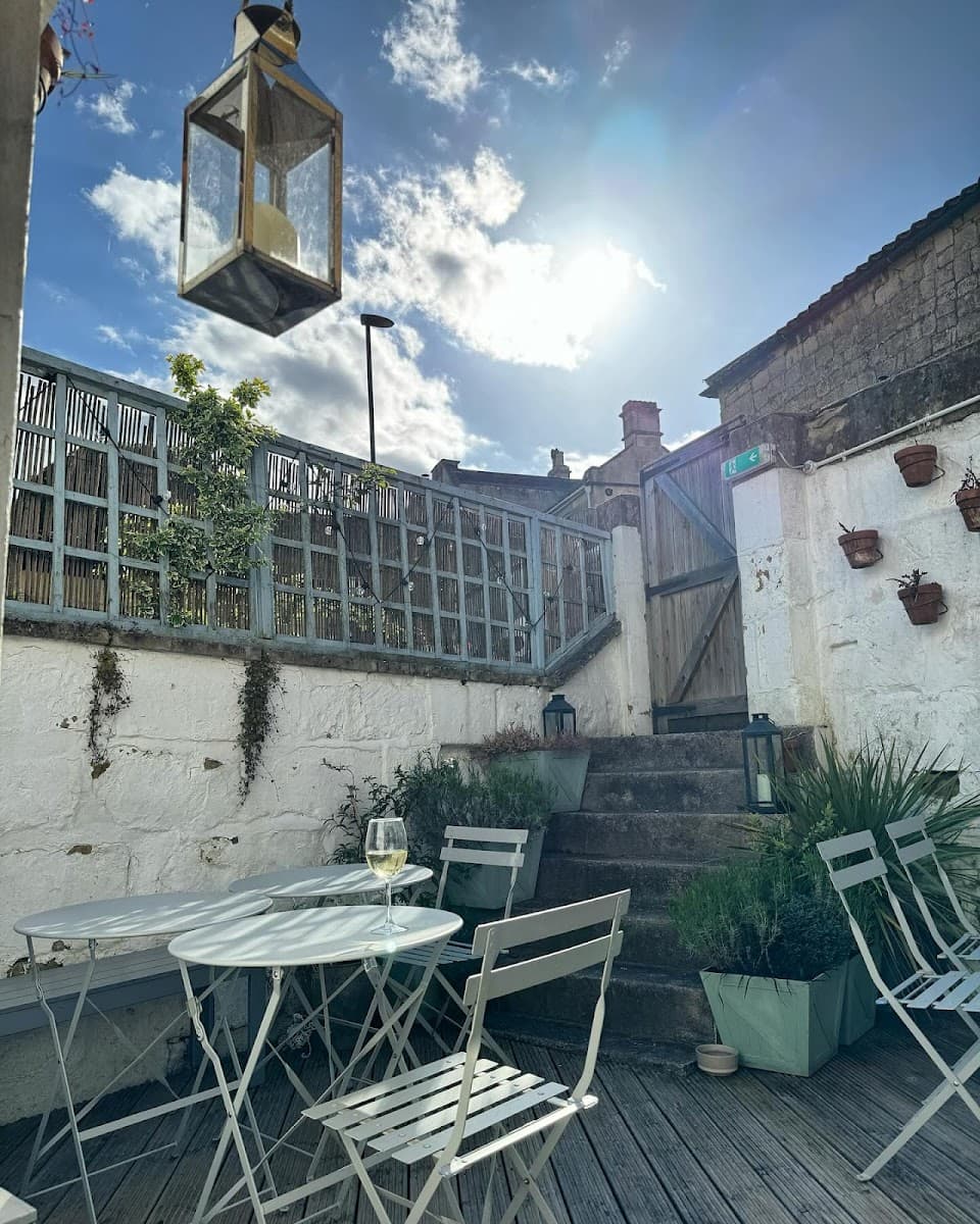 The Rose & Crown Pub
