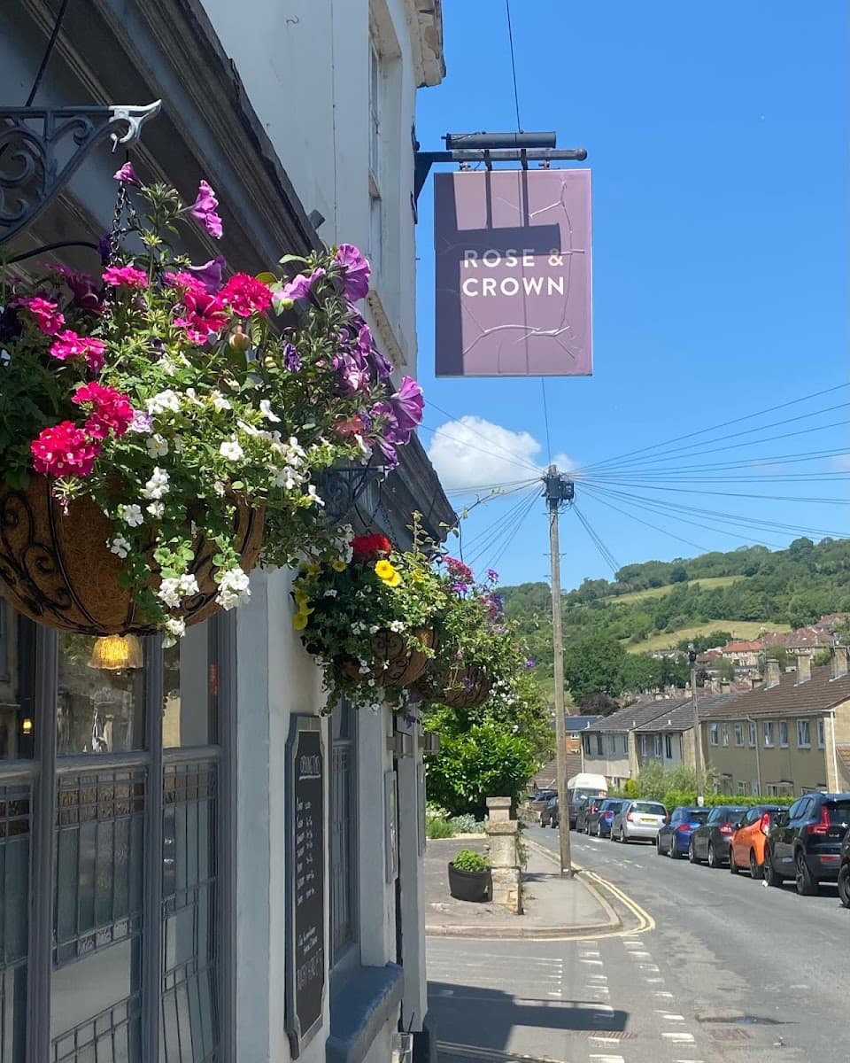 The Rose & Crown Pub