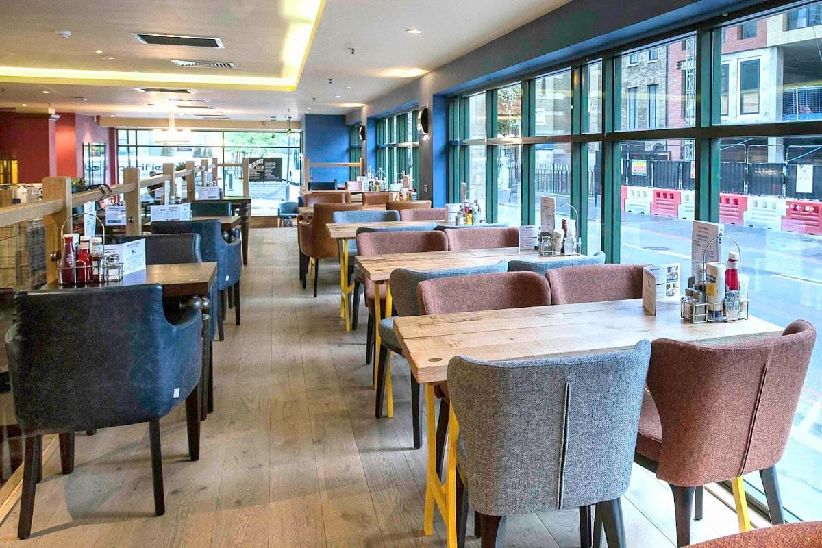 Goodman's Field - JD Wetherspoon