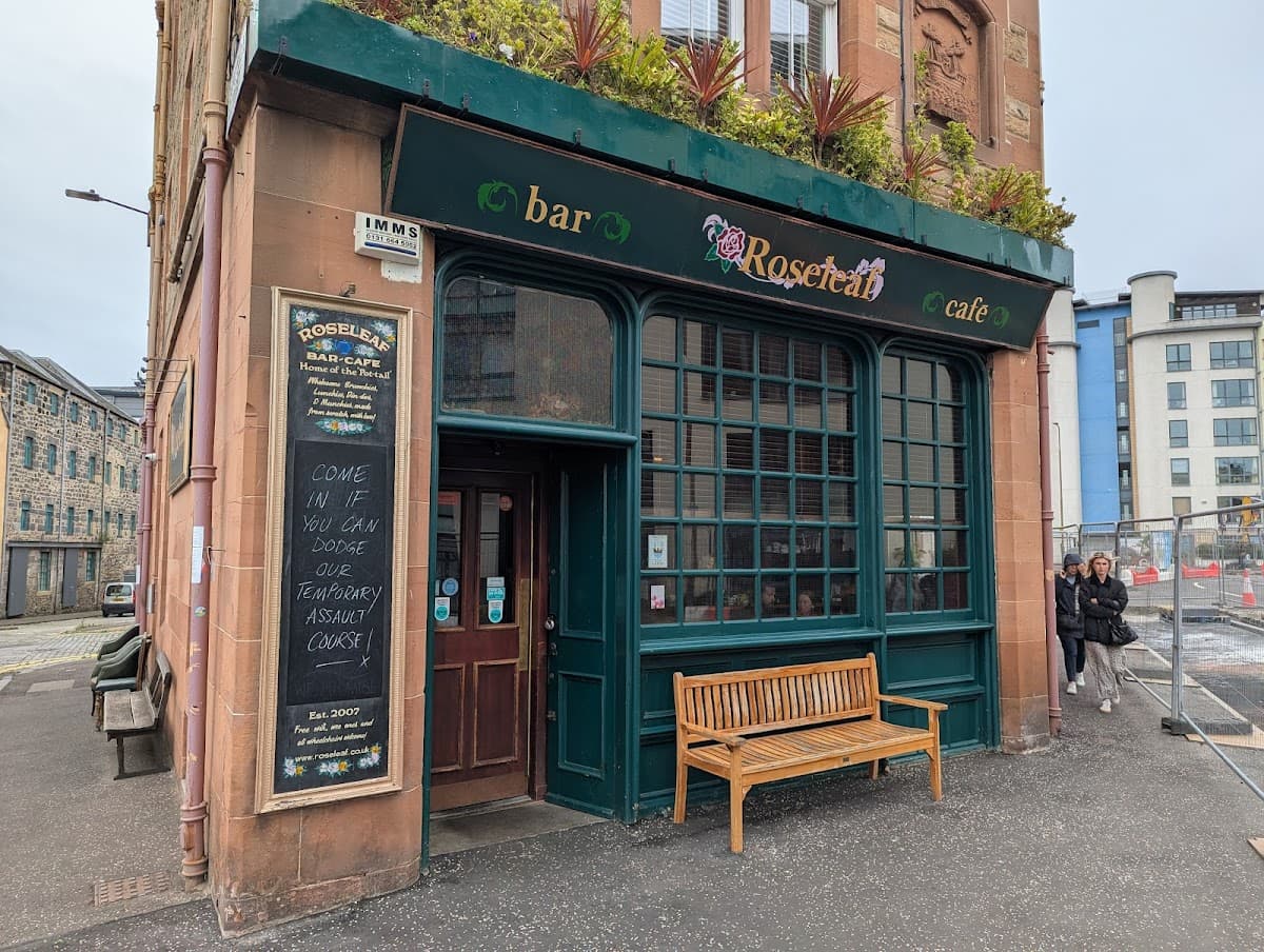 Roseleaf Bar Cafe