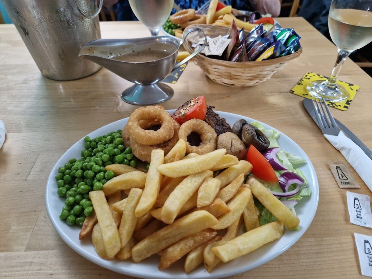Cross Inn