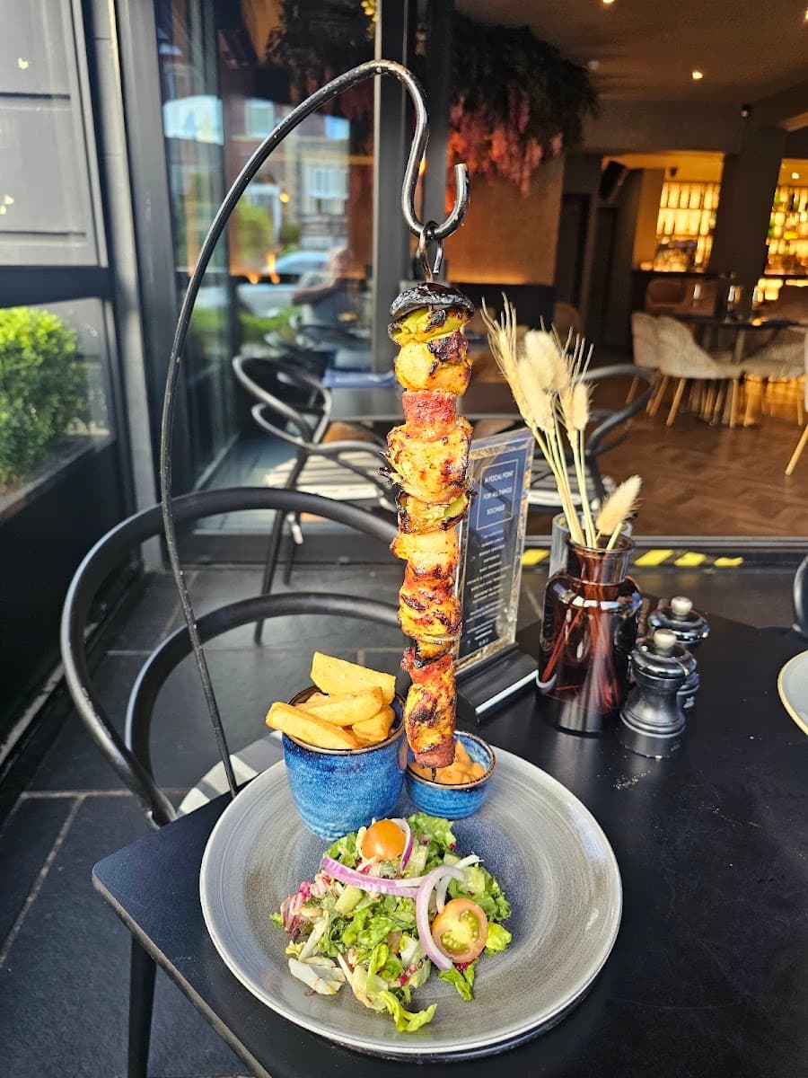 HAMILTONS® Bar & Restaurant