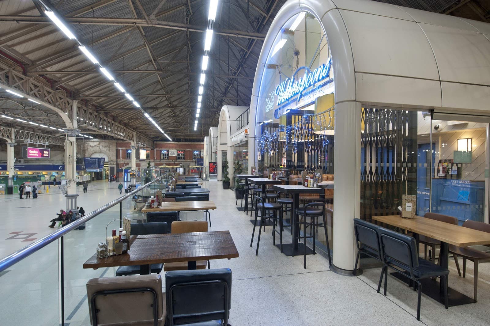 Wetherspoons (Victoria Station)