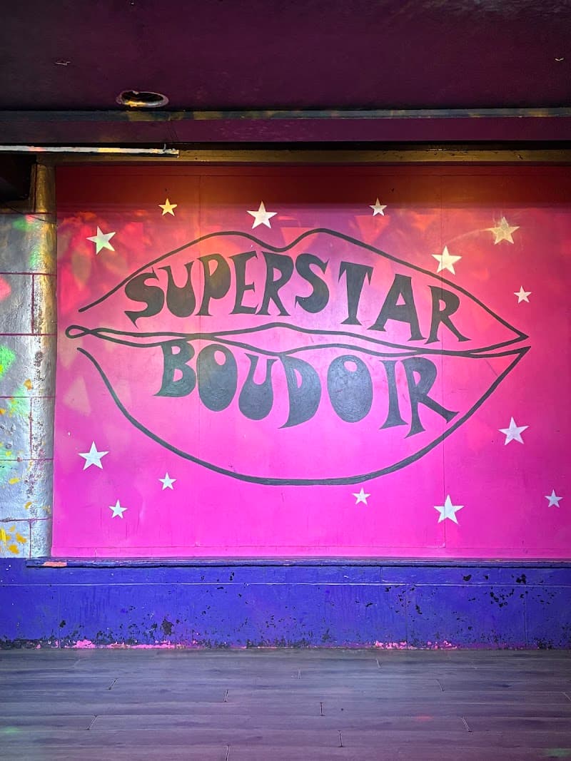 Superstar Boudoir