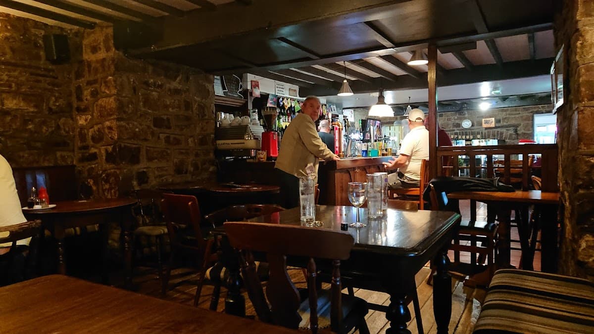 Pant Cad Ifor Inn