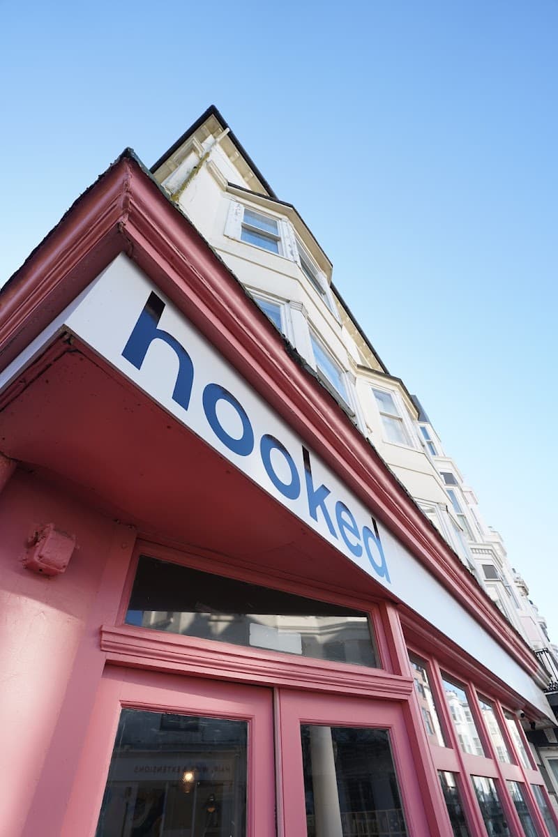 Hooked Cafe - Bar