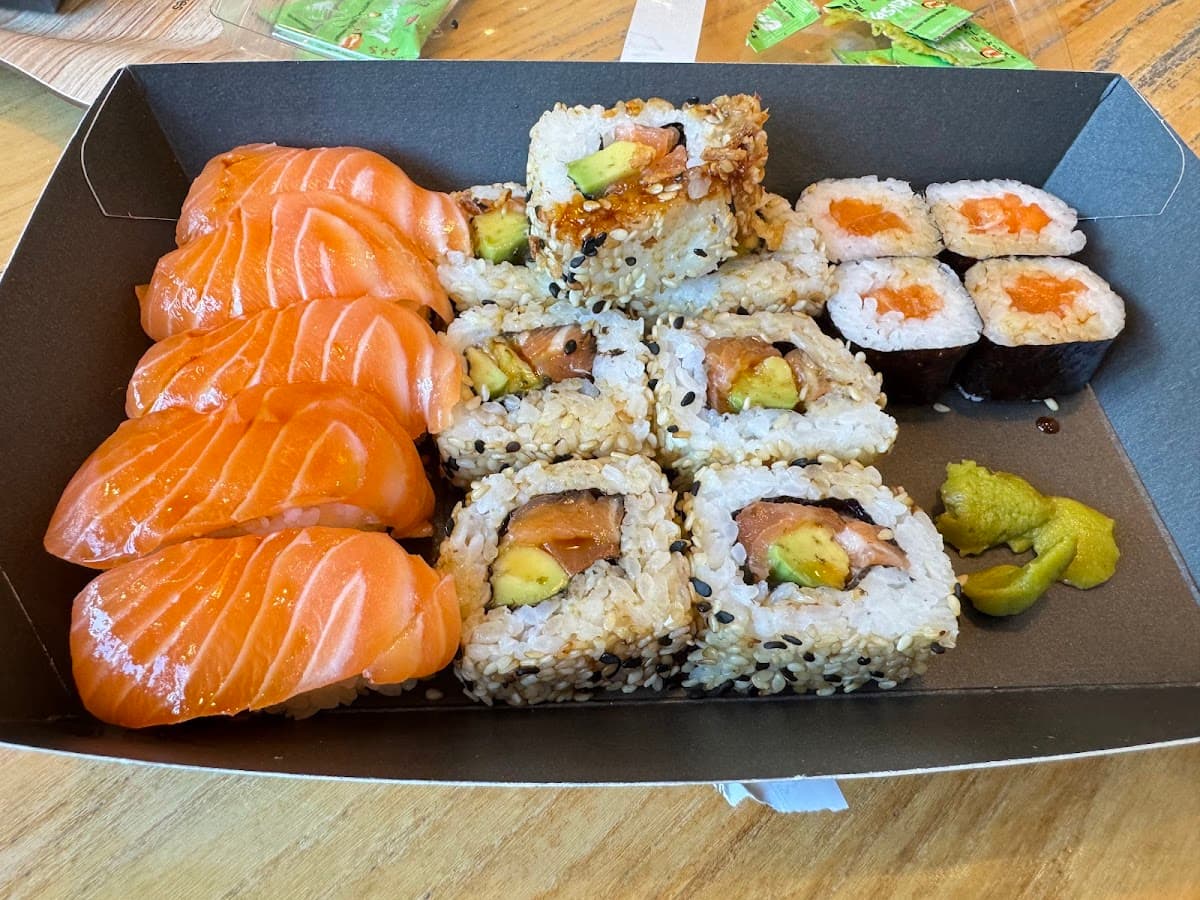 itsu - Euston Station