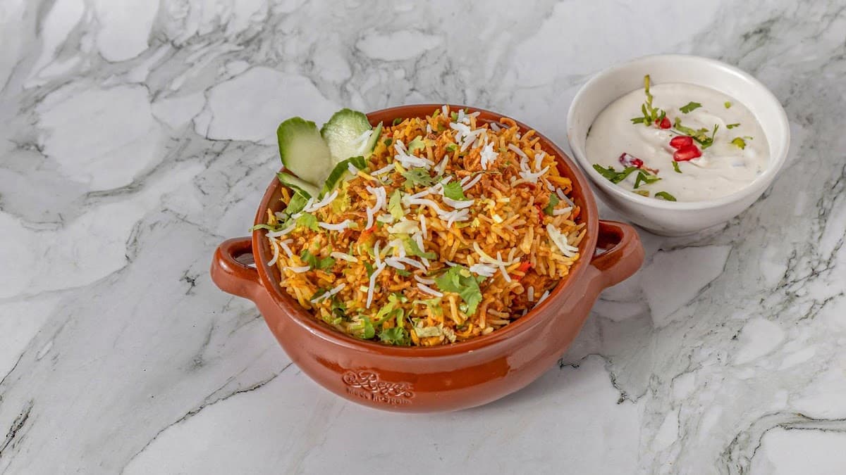 Delhi Chaat N Cafe