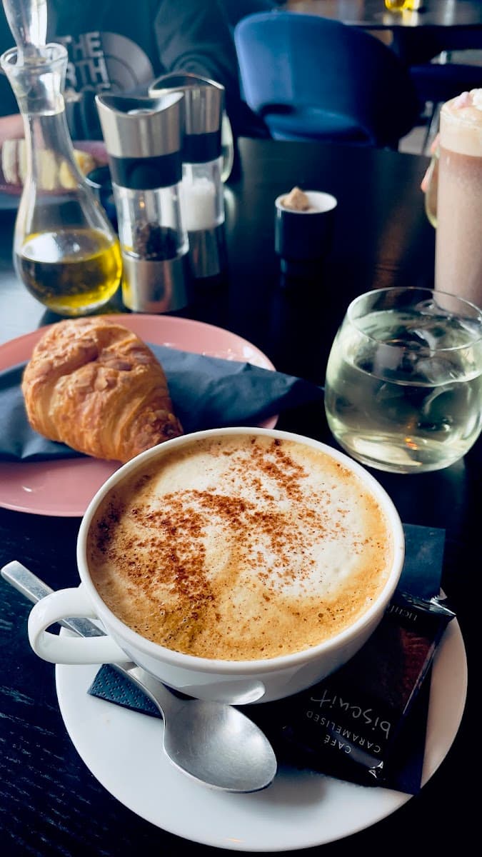 Vino Marina & Boutique Restaurant Franchise Ltd