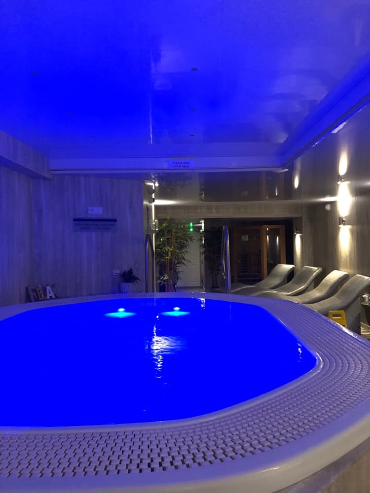 Gwesty'r Marine Hotel & Spa