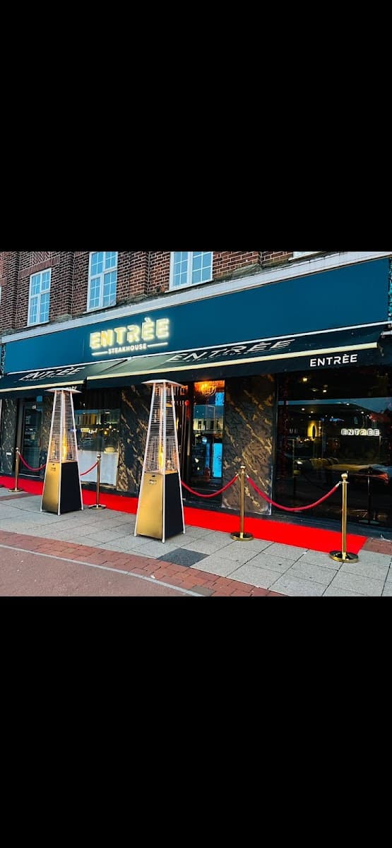 ENTRΓE STEAKHOUSE