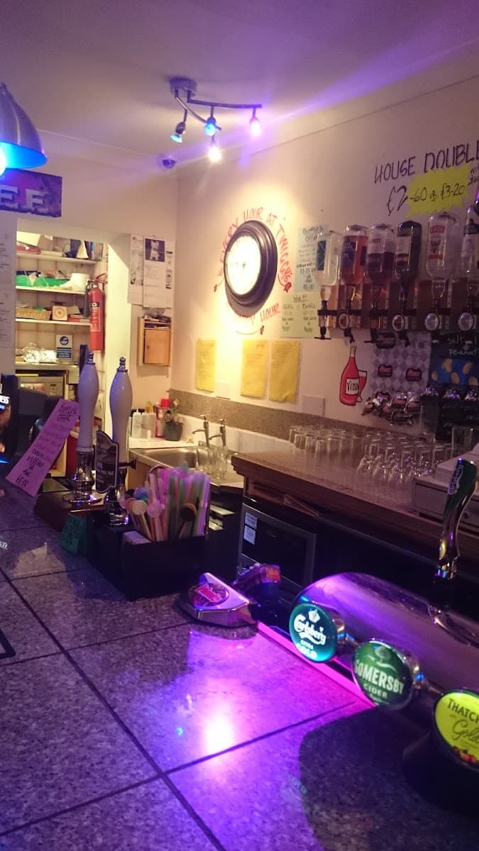 Twiggy's Bar