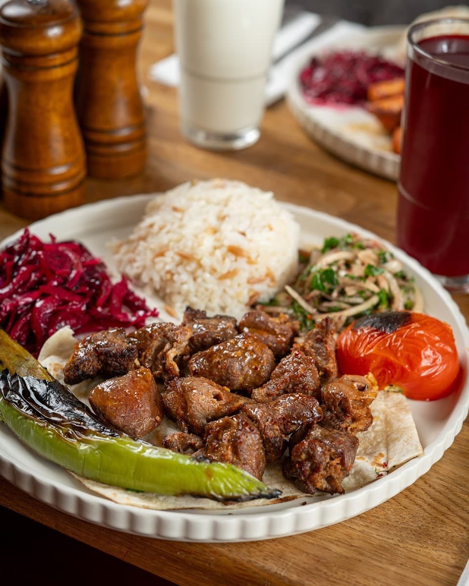 Seyri Cafe & Kebab