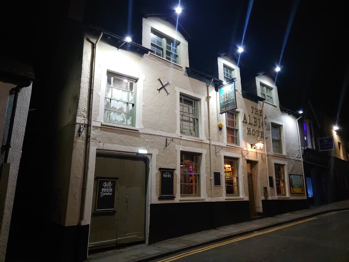 Albion Inn