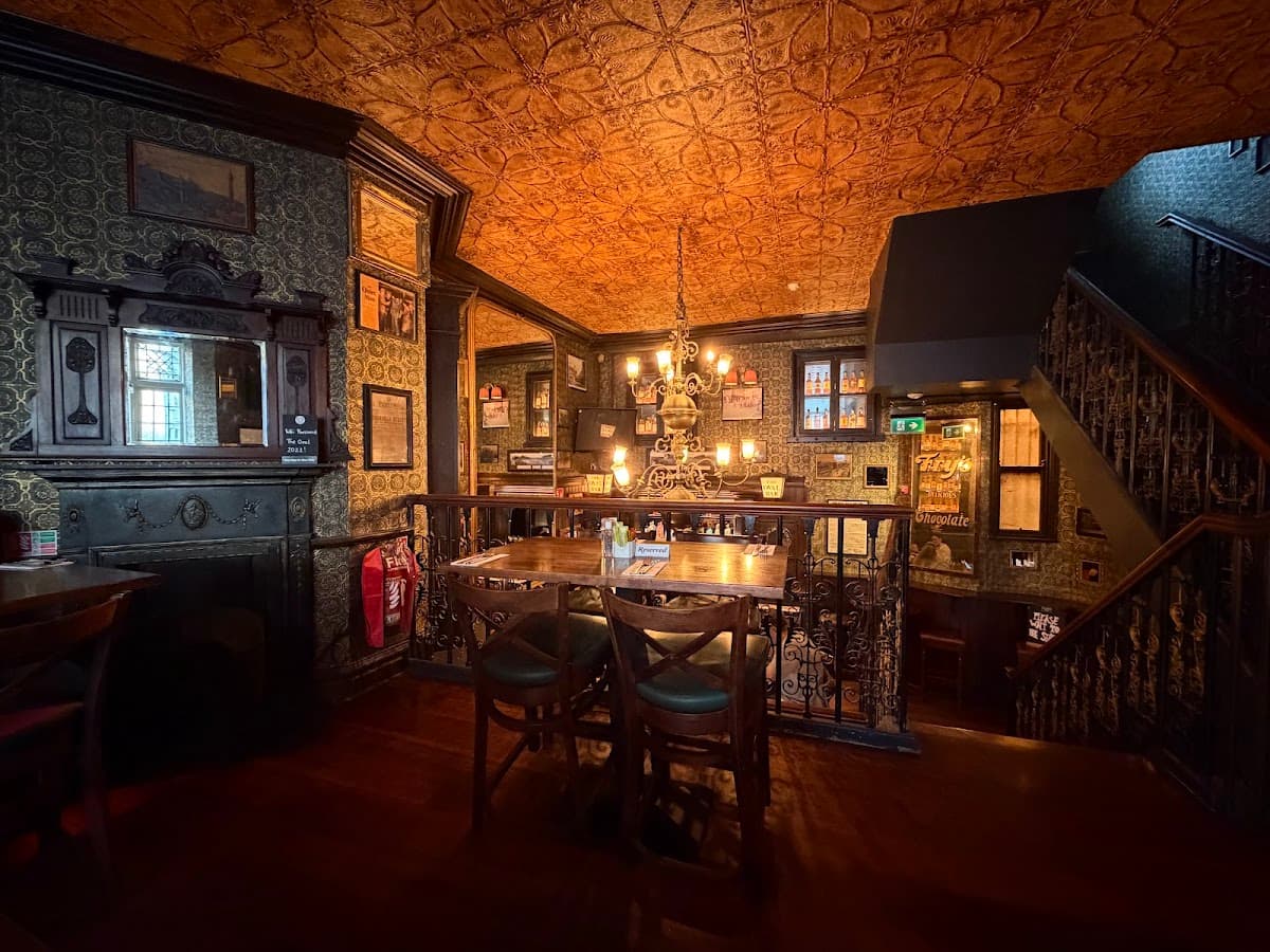 The Oval Bar