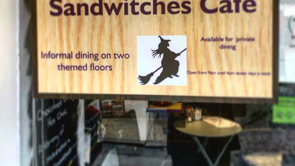 Sandwitches Cafe