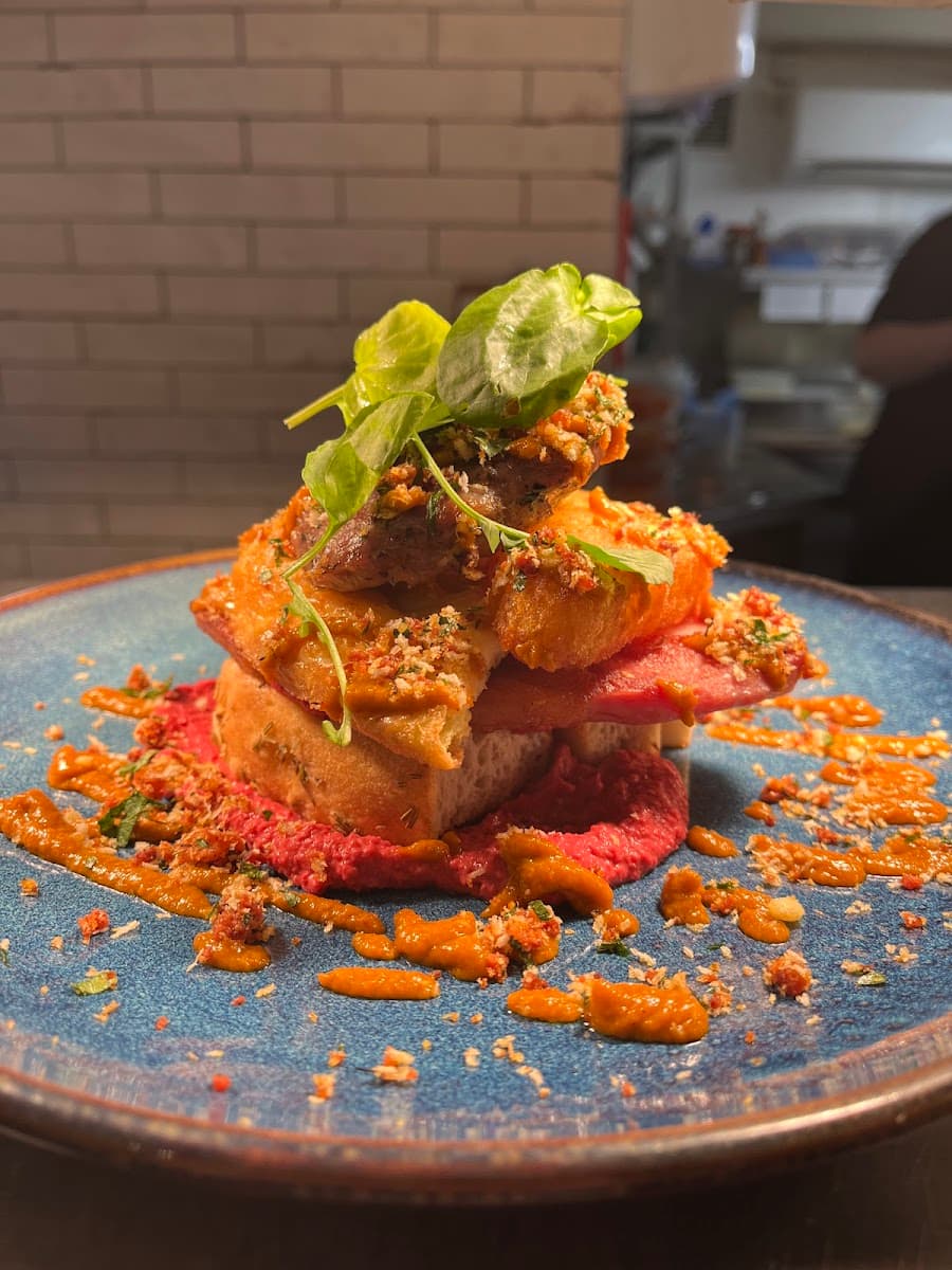 ARLO Bistro & Cafe