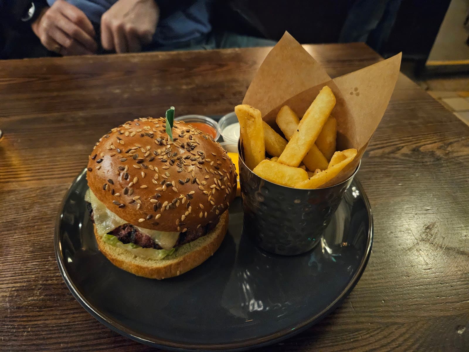 Horseshoe Bar Glasgow